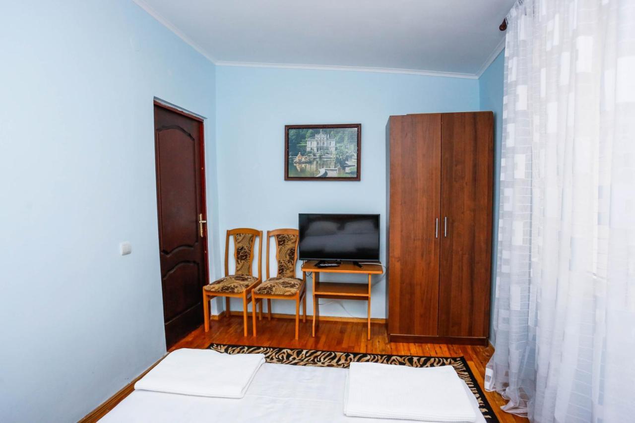 Mini-Hotel Timur Gagra Kültér fotó